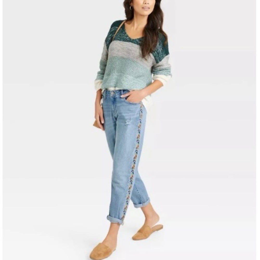 Mid-Rise Straight Leg Embroidered Jeans from Knox Rose™.